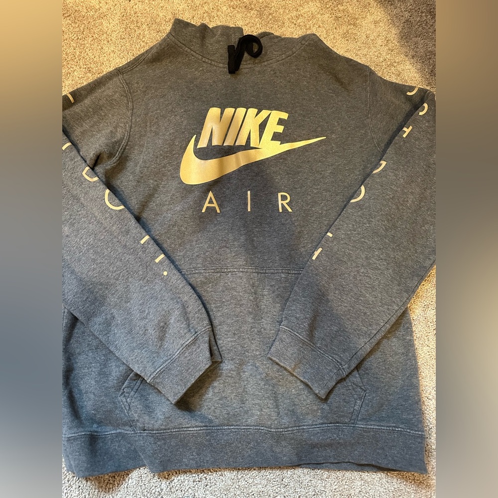 Nike Hoodie Size Medium